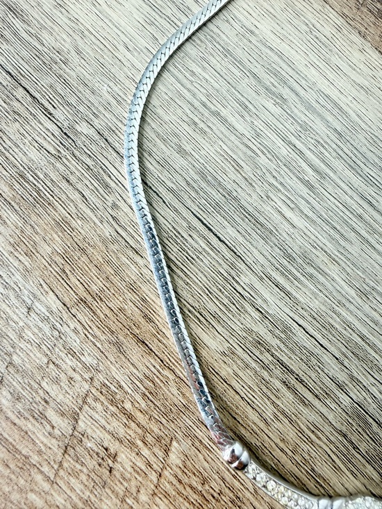 Statement Silver Toned Rhinestone Necklace Large Faux Pearl Snake Chain - Picture 12 of 13